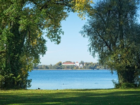 Aussicht auf Herreninsel, Chiemsee