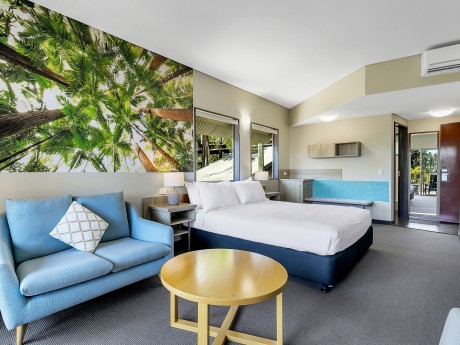 Kingfisher Bay Resort_King Bay Res Room