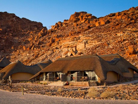 Twyfelfontein Country Lodge_Namibia_bung
