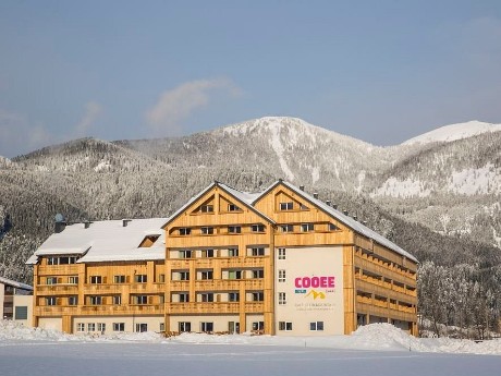 Außenansicht des COOEE alpin Hotel 