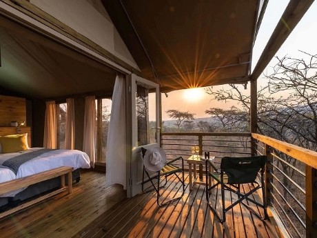 Balkon/Terrasse in der Ndhula Lodge