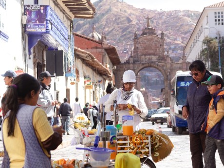 Cusco street vendor