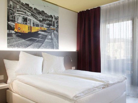 Schweiz, Locarno - City Hotel Zimmer Bsp