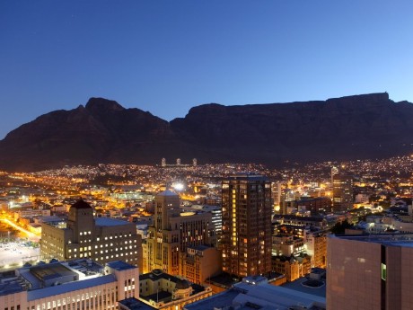 Blick auf das Hotel und Kapstadt