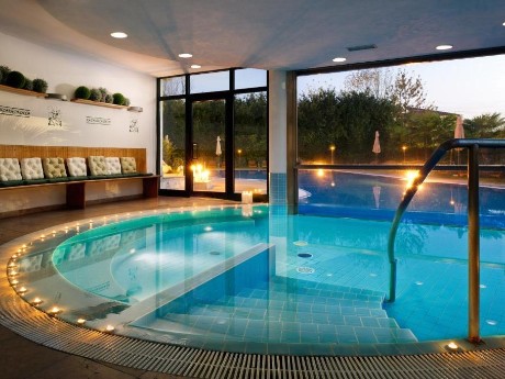 Villa Pace Park Bolognese, Schwimmbad