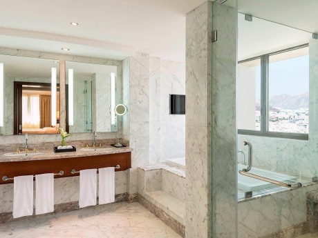 Beispielbadezimmer des Sheraton