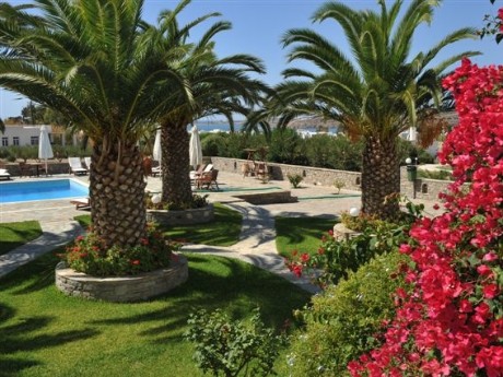 Hotel Eri Paros Garten