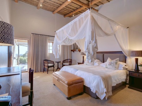 Garden Route Game Lodge_Lodge Room_02_Be