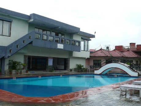 Pokhara Grande - Pool