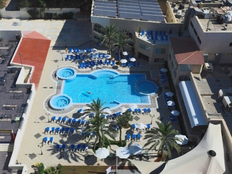 Crowne Plaza Amman Aussenpool