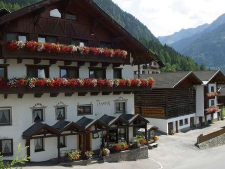 Hotel Lammwirt im Sommer