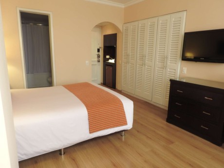 Ecuador_Quito_Hotel Mercure Alameda_room