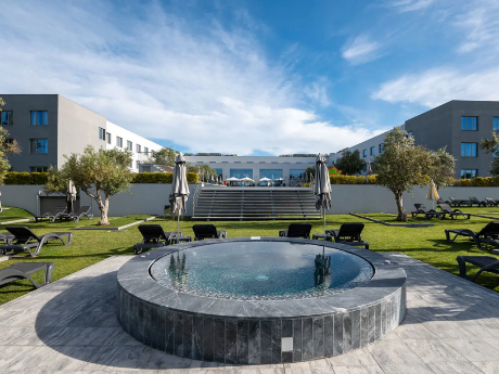 Exterior, Vila Gale Evora