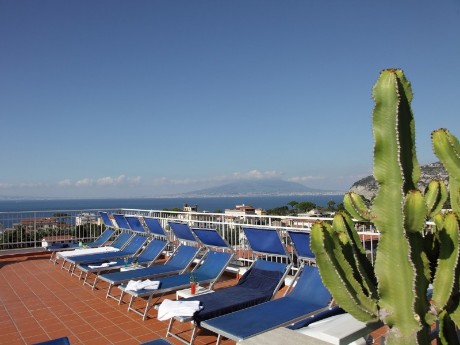Hotel Caravel - Dachterrasse