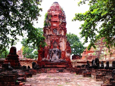 Antike Tempel in Ayutthaya