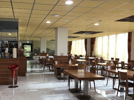 Hotel Casta, Restaurant