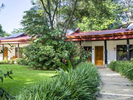 Hacienda Guachipelin - exterior II