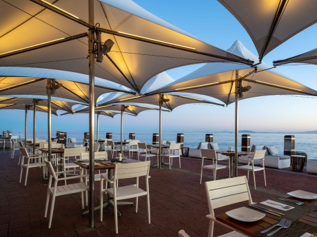 Radisson Collection Hotel Waterfront Cap