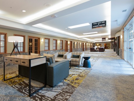 Coast Canmore Hotel & Conference Centre