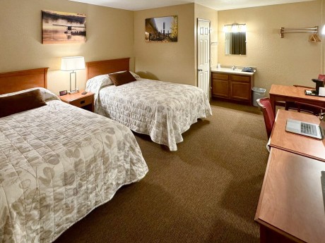 Youngs Motel Tok - Premium Dbl Room