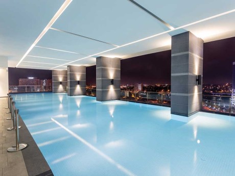 Pool, Swiss Garden Hotel 