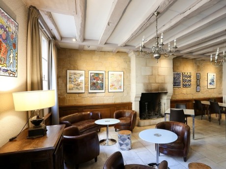 Le Grand Monarque Lobby