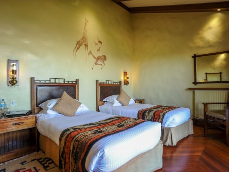 Ngorongoro Serena Lodge_Zimmer Twin_Tans