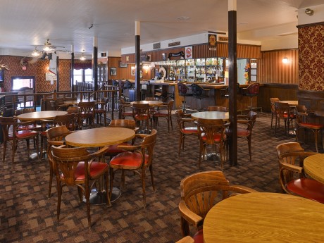 Downtown Hotal Dawson - Saloon