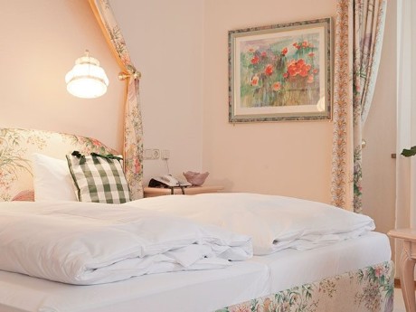 Zimmer, Villa Adolphine