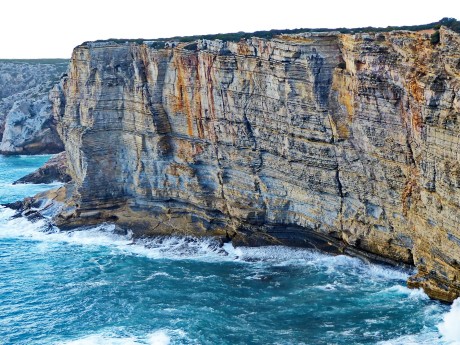 Wilde Küste bei Lagos, Portugal