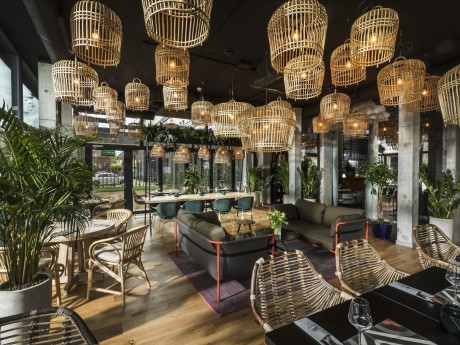 Hotel Sadova Restaurant und Lounge