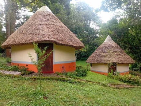Uganda_Across Africa - Sipi Heritage Lod