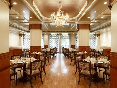 Taj Ganges, Varanasi - Restaurant