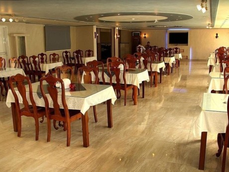 Al Raed Hotel Restaurant