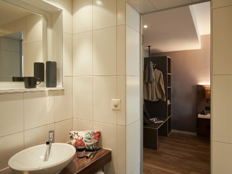 schweiz-interlaken-the hey-bad cosy