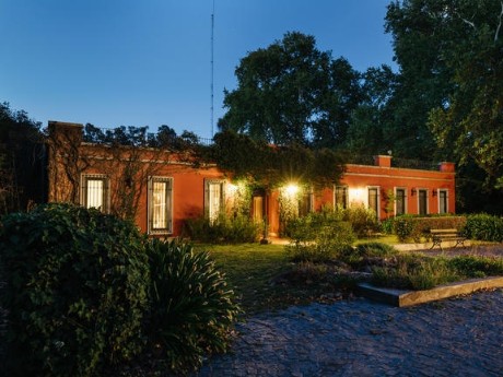 la bandada hotel pampas