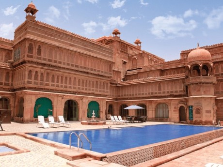 Pool, Laxmi Niwas Palace