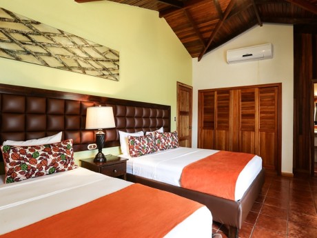 Arenal Paraiso Superior Beds
