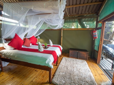 Sunway Botswana Okavango Guma Lagoon Cam