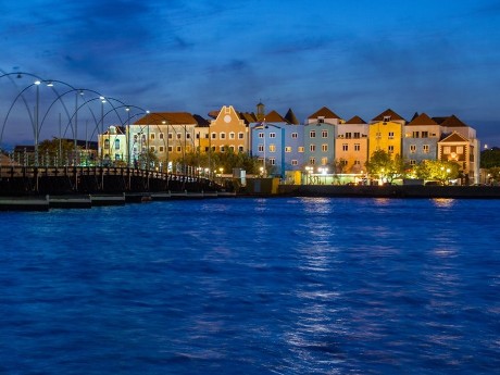 CITY AND SHOPPING TOUR CURACAO