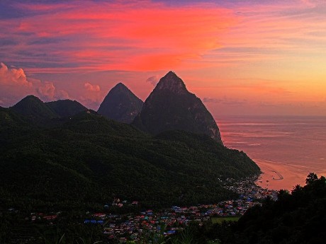 SUNSET CRUISE (PITONS) ST LUCIA