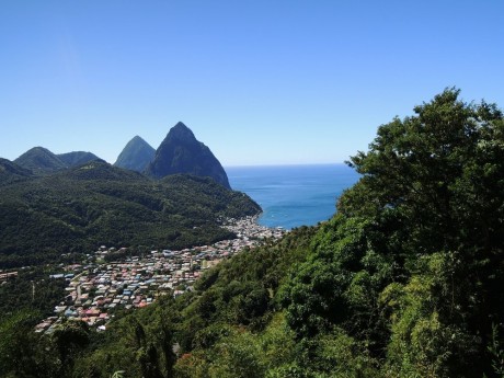 EXPLORE ST LUCIA (Pitons, Village)