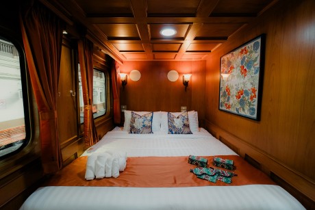 Lanna Suite, Blue Jasmine Train