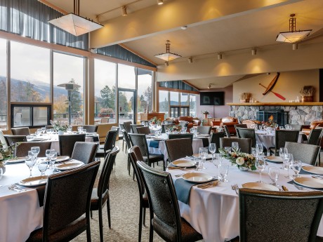 Lobstick Lodge - Restaurant