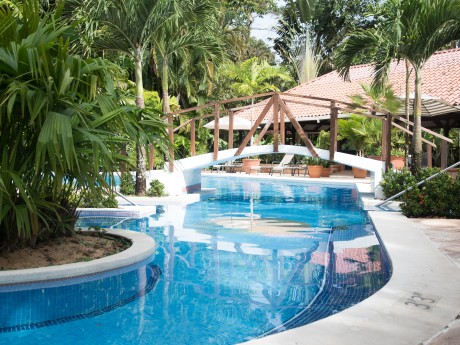 Mawamba Lodge Pool 2