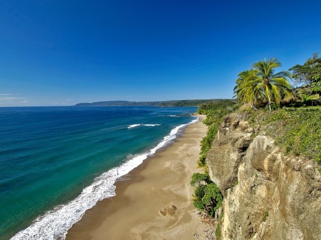 Tango Mar Quitzales Beach