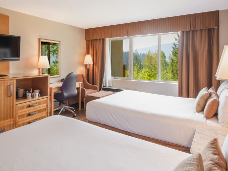CA_BC_Coast Hillcrest Resort_