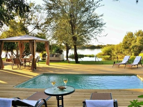 River View Lodge_Botswana_Pool©Sense of 