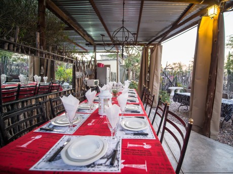 Sunway Namibia Etosha Tarentaal Guest Ho