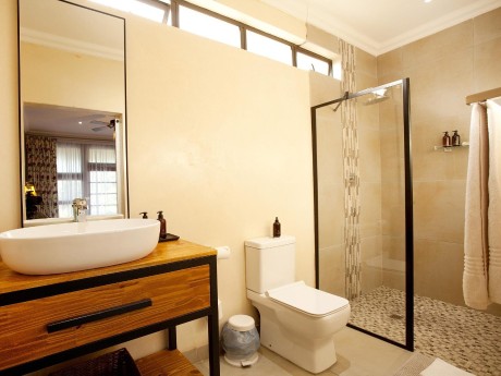 Elephant's Lodge Bad 